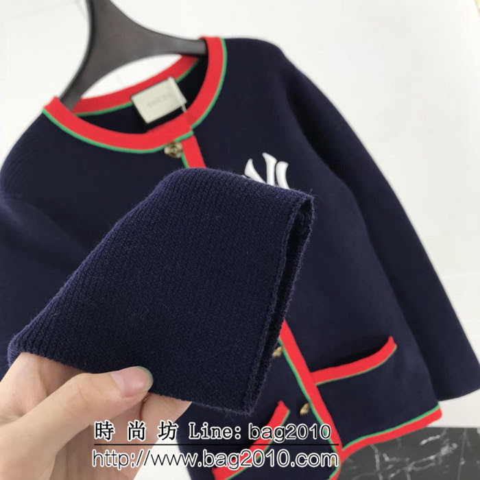 GUCCI古馳 18ss秋冬新款 NY洋基隊logo貼飾羊毛夾克 背後Gucci刺繡字母釘珠 情侶款 ydi2005